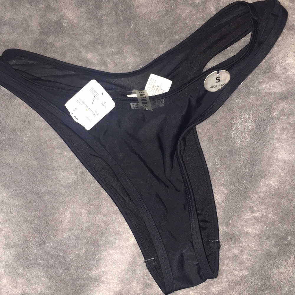 Black mesh bottoms